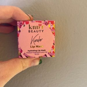 KNDR beauty Overnight Lip Mask